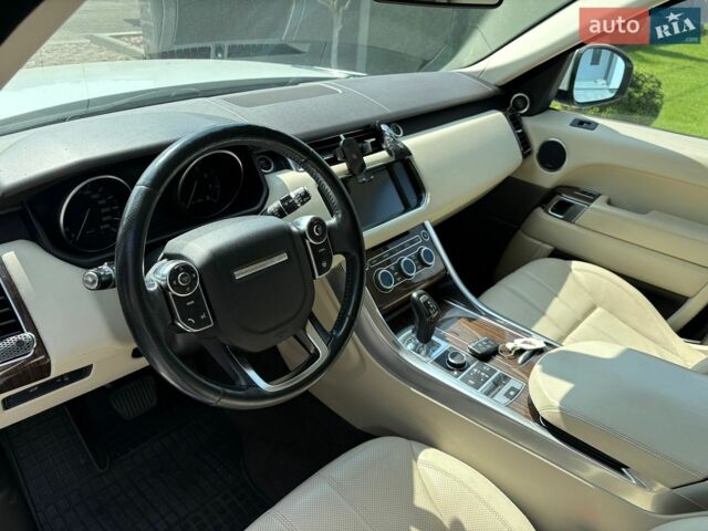 Білий Ленд Ровер Range Rover Sport, об'ємом двигуна 3 л та пробігом 163 тис. км за 19900 $, фото 9 на Automoto.ua