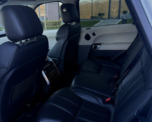 Білий Ленд Ровер Range Rover Sport, об'ємом двигуна 3 л та пробігом 95 тис. км за 26000 $, фото 10 на Automoto.ua
