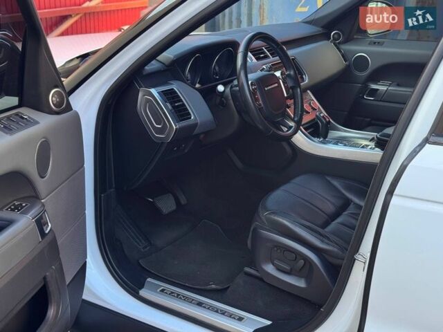 Білий Ленд Ровер Range Rover Sport, об'ємом двигуна 3 л та пробігом 164 тис. км за 21900 $, фото 36 на Automoto.ua