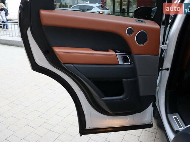 Білий Ленд Ровер Range Rover Sport, об'ємом двигуна 5 л та пробігом 123 тис. км за 29900 $, фото 34 на Automoto.ua