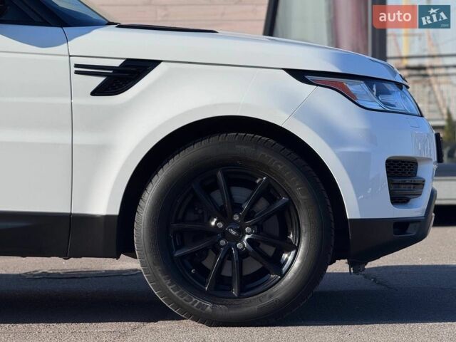 Білий Ленд Ровер Range Rover Sport, об'ємом двигуна 3 л та пробігом 164 тис. км за 19800 $, фото 11 на Automoto.ua