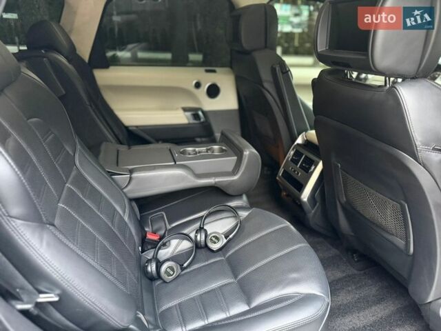 Білий Ленд Ровер Range Rover Sport, об'ємом двигуна 2.99 л та пробігом 132 тис. км за 28000 $, фото 60 на Automoto.ua