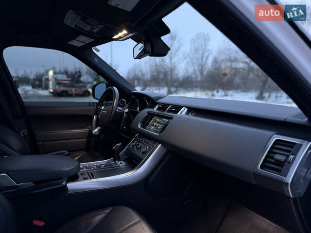 Белый Ленд Ровер Рендж Ровер Спорт, объемом двигателя 3 л и пробегом 162 тыс. км за 22500 $, фото 35 на Automoto.ua