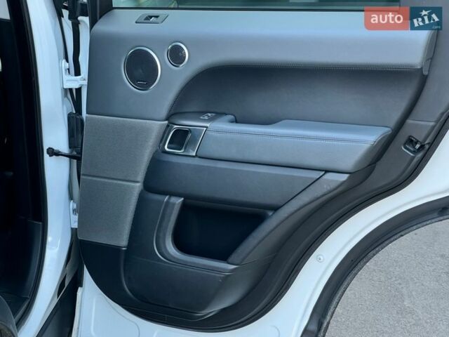 Белый Ленд Ровер Рендж Ровер Спорт, объемом двигателя 2.99 л и пробегом 236 тыс. км за 20999 $, фото 48 на Automoto.ua