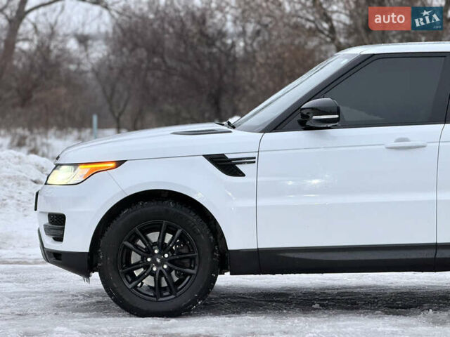 Белый Ленд Ровер Рендж Ровер Спорт, объемом двигателя 3 л и пробегом 162 тыс. км за 22500 $, фото 10 на Automoto.ua
