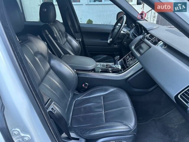 Білий Ленд Ровер Range Rover Sport, об'ємом двигуна 3 л та пробігом 161 тис. км за 22950 $, фото 25 на Automoto.ua