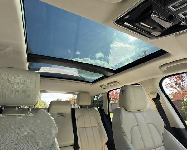 Білий Ленд Ровер Range Rover Sport, об'ємом двигуна 3 л та пробігом 171 тис. км за 29000 $, фото 48 на Automoto.ua