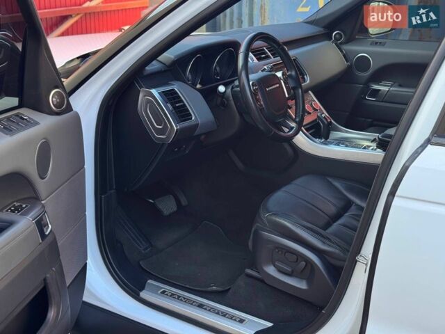 Білий Ленд Ровер Range Rover Sport, об'ємом двигуна 3 л та пробігом 164 тис. км за 19800 $, фото 36 на Automoto.ua