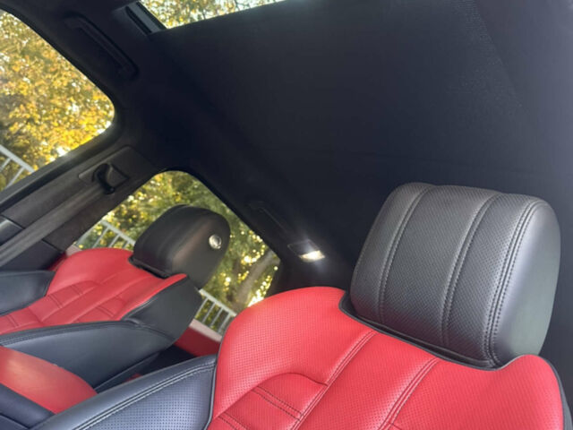 Білий Ленд Ровер Range Rover Sport, об'ємом двигуна 5 л та пробігом 158 тис. км за 30000 $, фото 23 на Automoto.ua