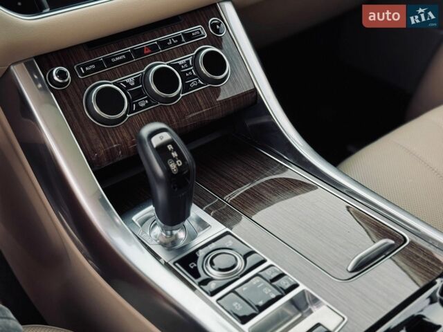 Білий Ленд Ровер Range Rover Sport, об'ємом двигуна 3 л та пробігом 125 тис. км за 20500 $, фото 15 на Automoto.ua