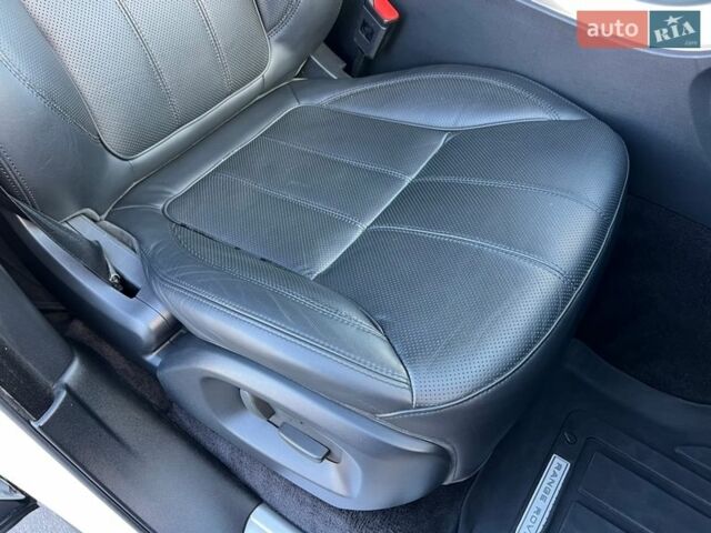 Белый Ленд Ровер Рендж Ровер Спорт, объемом двигателя 2.99 л и пробегом 190 тыс. км за 24000 $, фото 62 на Automoto.ua