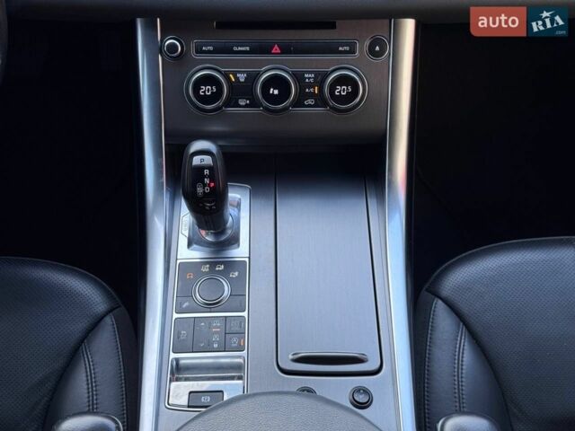 Білий Ленд Ровер Range Rover Sport, об'ємом двигуна 3 л та пробігом 164 тис. км за 19800 $, фото 30 на Automoto.ua