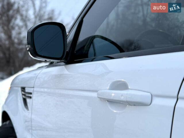 Белый Ленд Ровер Рендж Ровер Спорт, объемом двигателя 3 л и пробегом 162 тыс. км за 22500 $, фото 19 на Automoto.ua