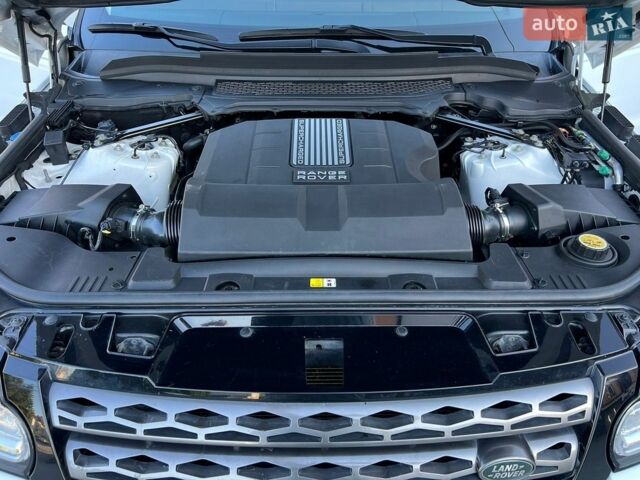 Білий Ленд Ровер Range Rover Sport, об'ємом двигуна 3 л та пробігом 178 тис. км за 21500 $, фото 32 на Automoto.ua