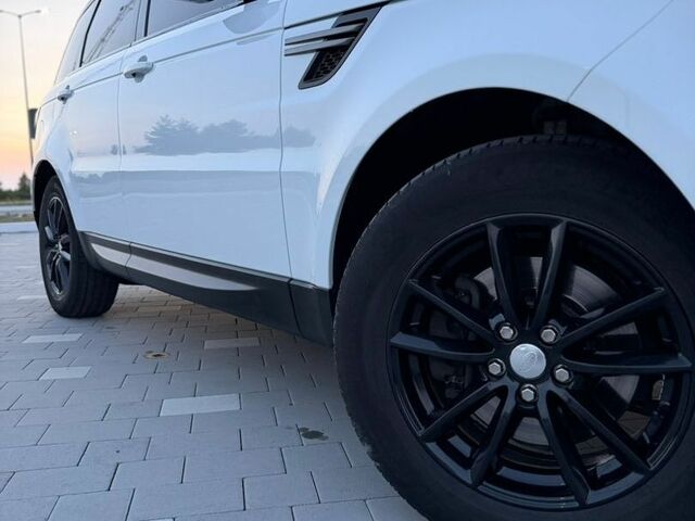 Білий Ленд Ровер Range Rover Sport, об'ємом двигуна 2.99 л та пробігом 150 тис. км за 22500 $, фото 8 на Automoto.ua