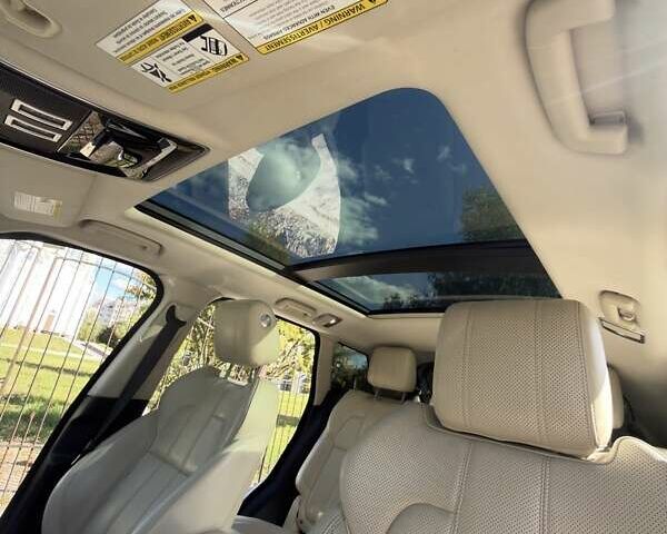 Білий Ленд Ровер Range Rover Sport, об'ємом двигуна 3 л та пробігом 171 тис. км за 29000 $, фото 77 на Automoto.ua