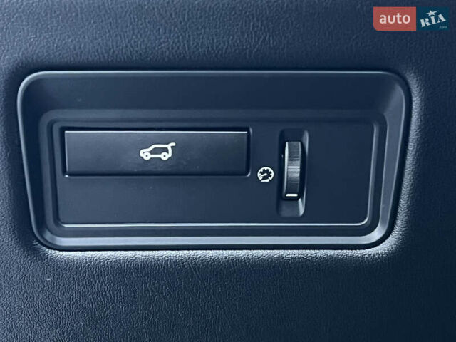 Білий Ленд Ровер Range Rover Sport, об'ємом двигуна 2.99 л та пробігом 235 тис. км за 23500 $, фото 51 на Automoto.ua