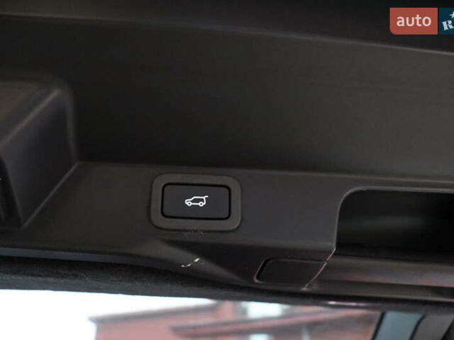 Білий Ленд Ровер Range Rover Sport, об'ємом двигуна 5 л та пробігом 123 тис. км за 29900 $, фото 12 на Automoto.ua