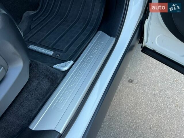 Белый Ленд Ровер Рендж Ровер Спорт, объемом двигателя 2.99 л и пробегом 190 тыс. км за 24000 $, фото 66 на Automoto.ua