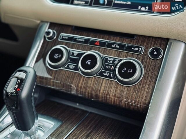 Білий Ленд Ровер Range Rover Sport, об'ємом двигуна 3 л та пробігом 125 тис. км за 21999 $, фото 19 на Automoto.ua