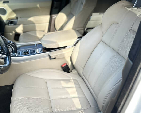 Белый Ленд Ровер Рендж Ровер Спорт, объемом двигателя 2.99 л и пробегом 110 тыс. км за 28700 $, фото 18 на Automoto.ua