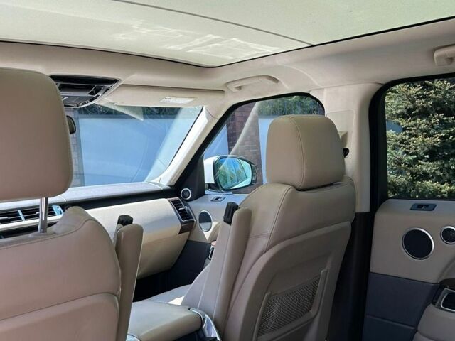 Білий Ленд Ровер Range Rover Sport, об'ємом двигуна 3 л та пробігом 148 тис. км за 22600 $, фото 8 на Automoto.ua