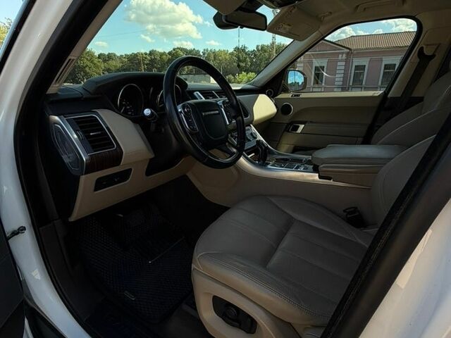 Білий Ленд Ровер Range Rover Sport, об'ємом двигуна 3 л та пробігом 117 тис. км за 29990 $, фото 9 на Automoto.ua