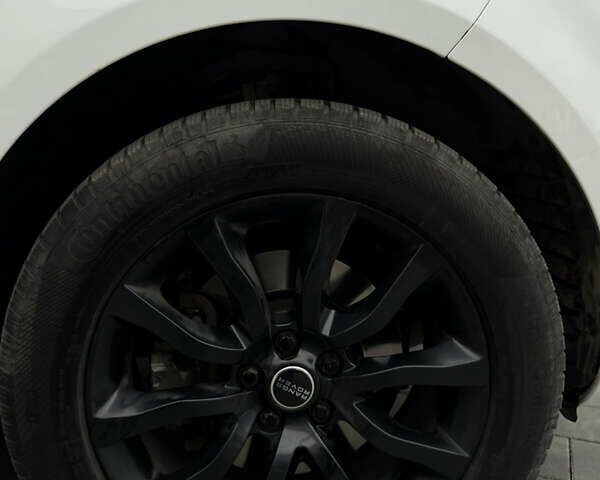 Білий Ленд Ровер Range Rover Sport, об'ємом двигуна 3 л та пробігом 195 тис. км за 24500 $, фото 30 на Automoto.ua