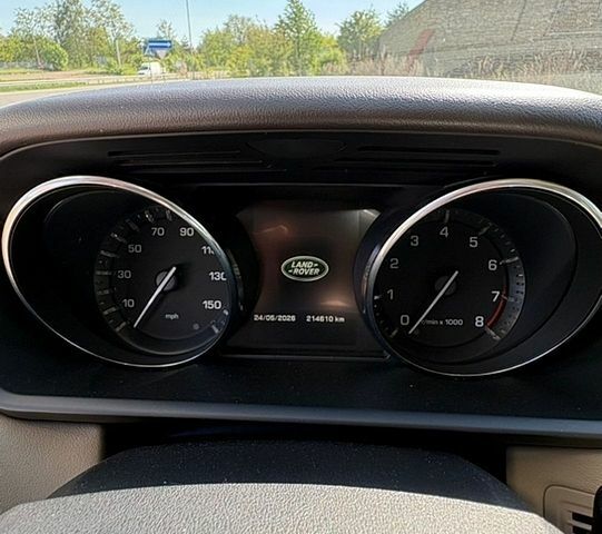 Білий Ленд Ровер Range Rover Sport, об'ємом двигуна 3 л та пробігом 215 тис. км за 22800 $, фото 44 на Automoto.ua