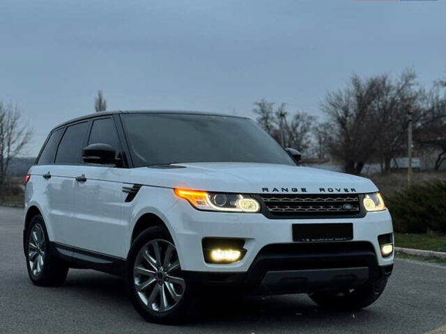 Белый Ленд Ровер Рендж Ровер Спорт, объемом двигателя 2.99 л и пробегом 104 тыс. км за 29500 $, фото 2 на Automoto.ua