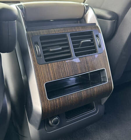 Белый Ленд Ровер Рендж Ровер Спорт, объемом двигателя 2.99 л и пробегом 167 тыс. км за 27300 $, фото 34 на Automoto.ua