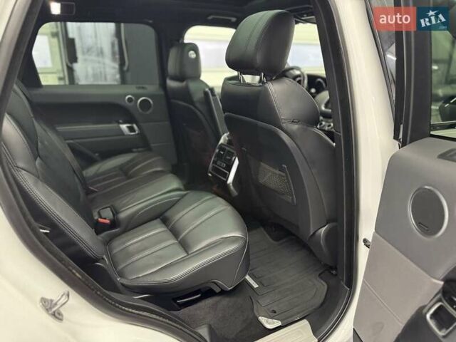 Белый Ленд Ровер Рендж Ровер Спорт, объемом двигателя 3 л и пробегом 146 тыс. км за 24500 $, фото 25 на Automoto.ua