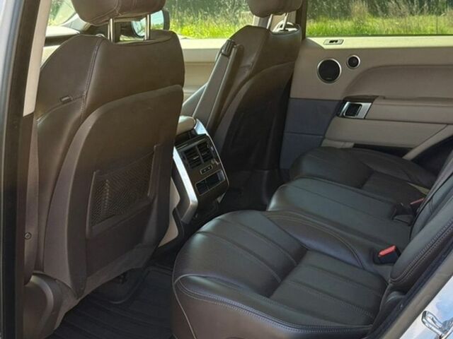 Білий Ленд Ровер Range Rover Sport, об'ємом двигуна 3 л та пробігом 215 тис. км за 22800 $, фото 38 на Automoto.ua