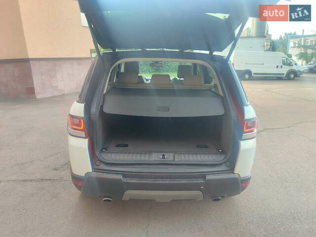 Білий Ленд Ровер Range Rover Sport, об'ємом двигуна 2.99 л та пробігом 219 тис. км за 23000 $, фото 13 на Automoto.ua