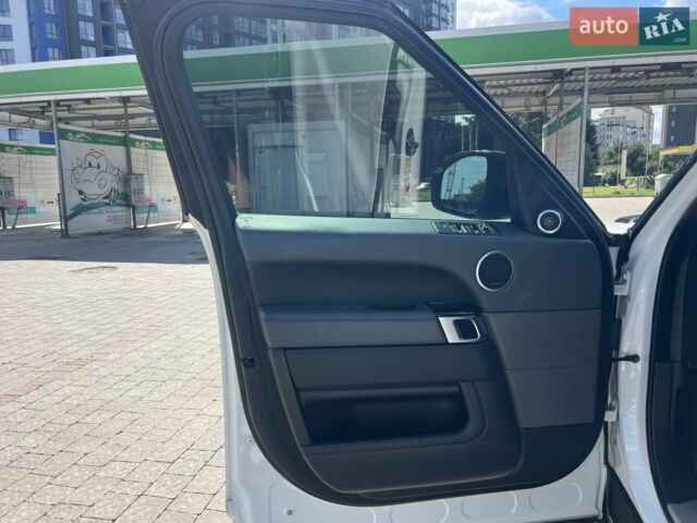 Білий Ленд Ровер Range Rover Sport, об'ємом двигуна 3 л та пробігом 126 тис. км за 29500 $, фото 41 на Automoto.ua