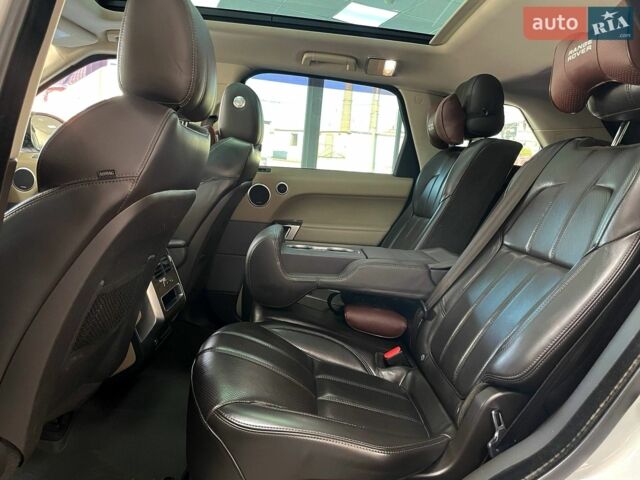 Білий Ленд Ровер Range Rover Sport, об'ємом двигуна 3 л та пробігом 203 тис. км за 22490 $, фото 38 на Automoto.ua