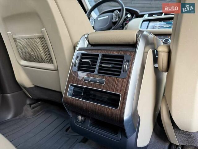 Білий Ленд Ровер Range Rover Sport, об'ємом двигуна 2.99 л та пробігом 171 тис. км за 24990 $, фото 21 на Automoto.ua