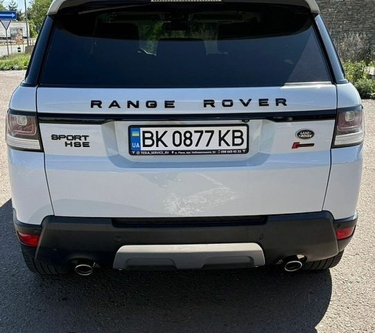 Білий Ленд Ровер Range Rover Sport, об'ємом двигуна 3 л та пробігом 215 тис. км за 22800 $, фото 17 на Automoto.ua