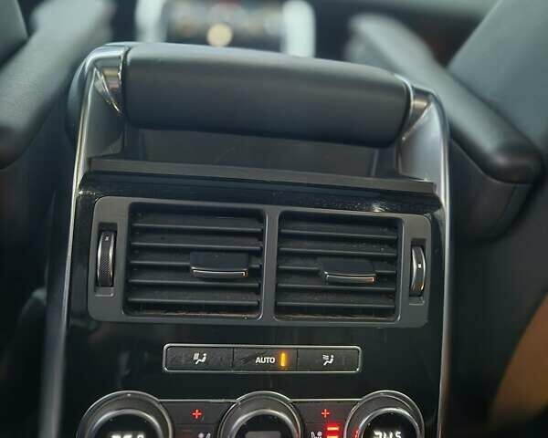 Білий Ленд Ровер Range Rover Sport, об'ємом двигуна 3 л та пробігом 170 тис. км за 27900 $, фото 22 на Automoto.ua