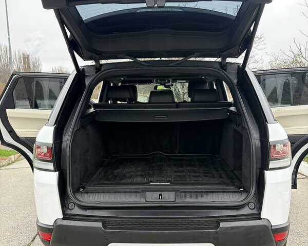 Білий Ленд Ровер Range Rover Sport, об'ємом двигуна 2.99 л та пробігом 98 тис. км за 32999 $, фото 23 на Automoto.ua