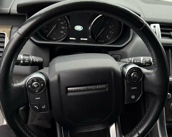 Білий Ленд Ровер Range Rover Sport, об'ємом двигуна 3 л та пробігом 195 тис. км за 24500 $, фото 38 на Automoto.ua