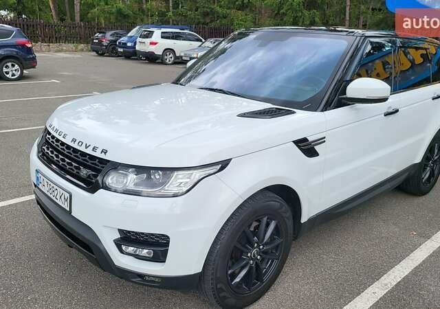 Білий Ленд Ровер Range Rover Sport, об'ємом двигуна 2.99 л та пробігом 215 тис. км за 27000 $, фото 3 на Automoto.ua