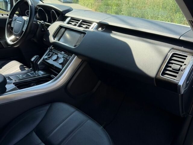 Білий Ленд Ровер Range Rover Sport, об'ємом двигуна 2.99 л та пробігом 142 тис. км за 25700 $, фото 40 на Automoto.ua
