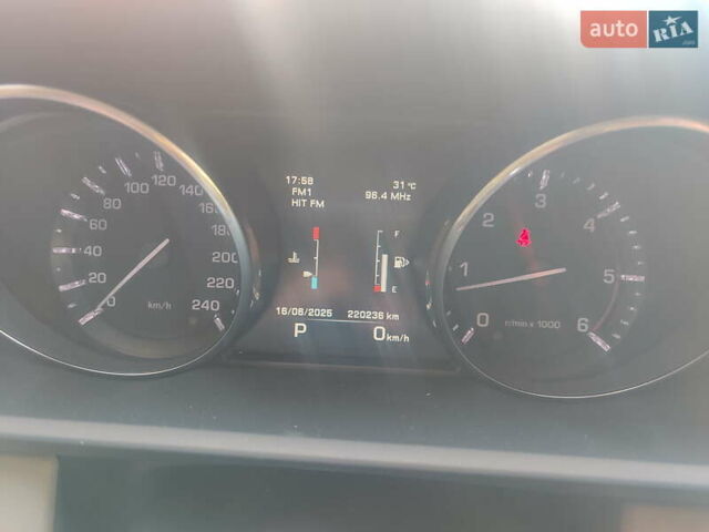 Білий Ленд Ровер Range Rover Sport, об'ємом двигуна 2.99 л та пробігом 219 тис. км за 23000 $, фото 12 на Automoto.ua