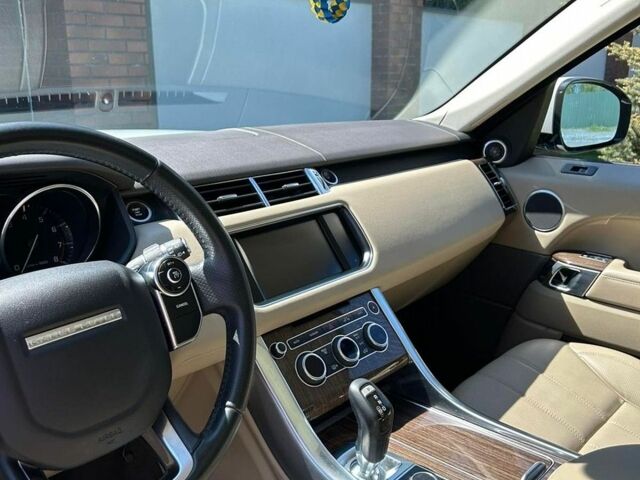 Білий Ленд Ровер Range Rover Sport, об'ємом двигуна 3 л та пробігом 148 тис. км за 22600 $, фото 9 на Automoto.ua