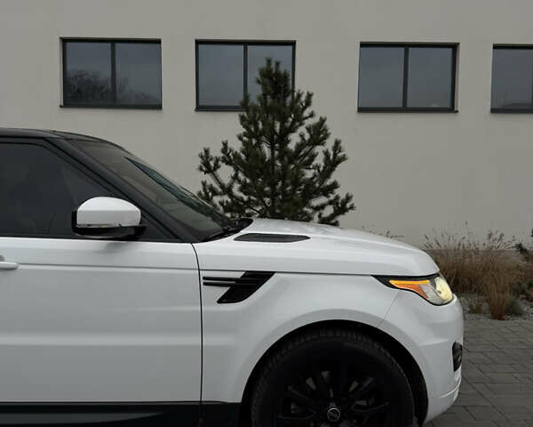 Білий Ленд Ровер Range Rover Sport, об'ємом двигуна 3 л та пробігом 195 тис. км за 24500 $, фото 19 на Automoto.ua