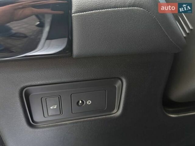 Белый Ленд Ровер Рендж Ровер Спорт, объемом двигателя 3 л и пробегом 261 тыс. км за 26990 $, фото 20 на Automoto.ua