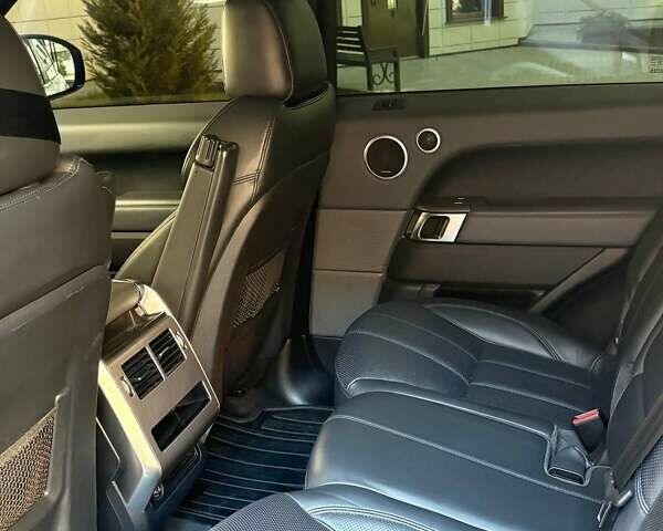 Білий Ленд Ровер Range Rover Sport, об'ємом двигуна 3 л та пробігом 183 тис. км за 25500 $, фото 15 на Automoto.ua