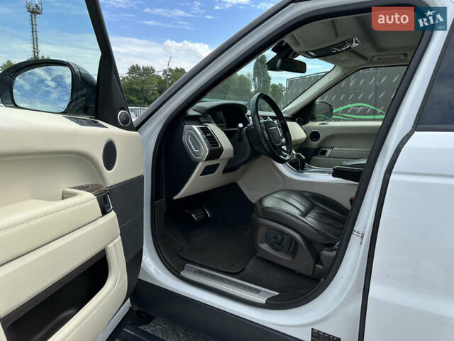 Білий Ленд Ровер Range Rover Sport, об'ємом двигуна 2.99 л та пробігом 164 тис. км за 31999 $, фото 5 на Automoto.ua