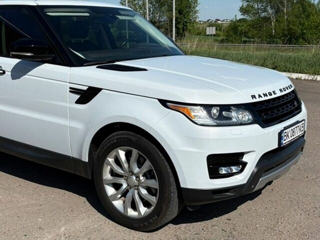 Білий Ленд Ровер Range Rover Sport, об'ємом двигуна 3 л та пробігом 215 тис. км за 22800 $, фото 4 на Automoto.ua